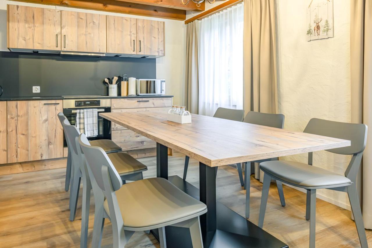 Apartment Eiger - Aare Jungfrau Ag กรินเดลวัลด์ ภายนอก รูปภาพ